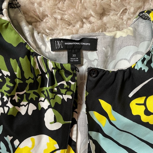 NWT colorful blouse - Picture 4 of 6